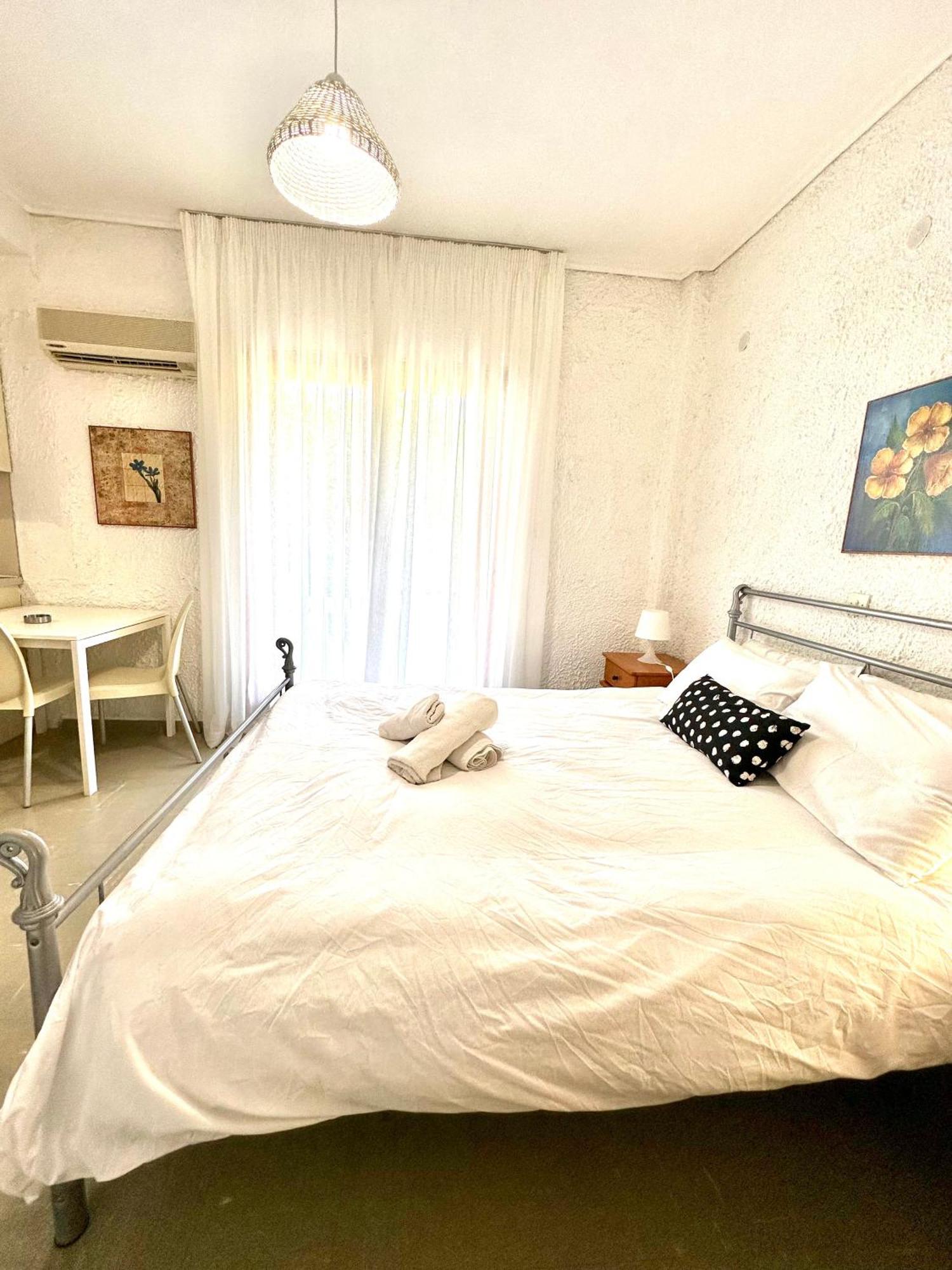 Katerina Apartments Néos Pírgos Szoba fotó