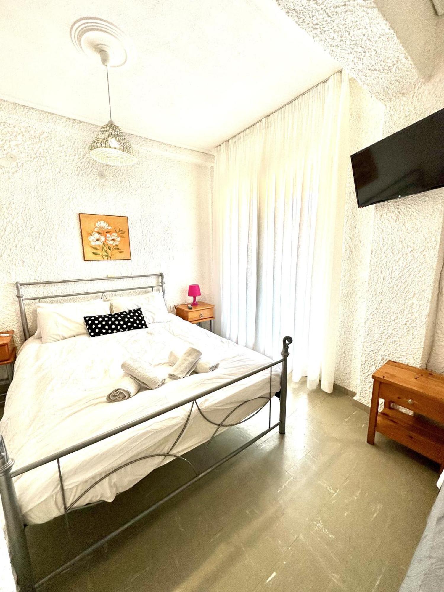 Katerina Apartments Néos Pírgos Szoba fotó