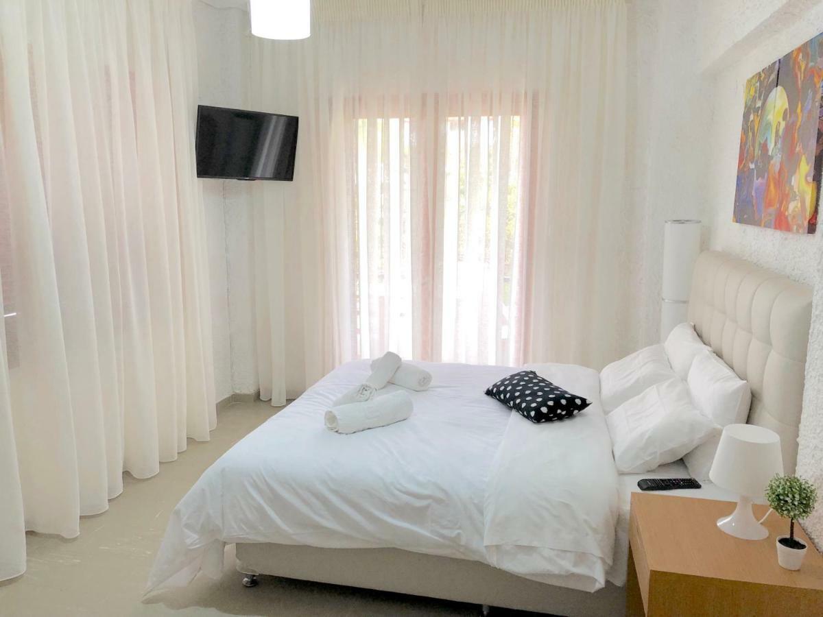 Katerina Apartments Néos Pírgos Kültér fotó